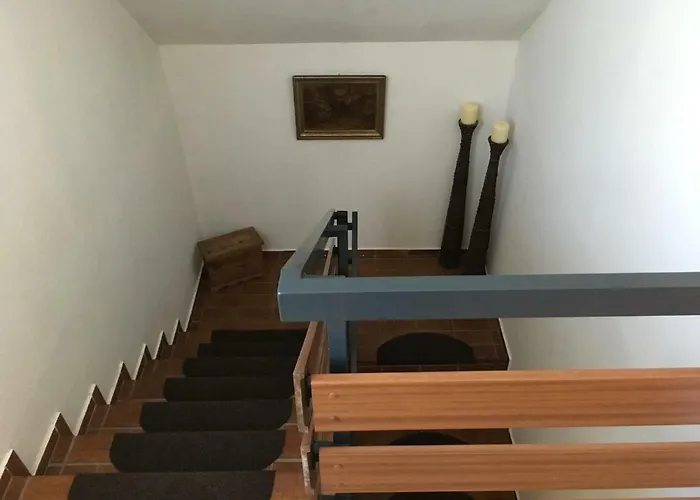 Ferienhaus Roman 펜션 힌터스토더